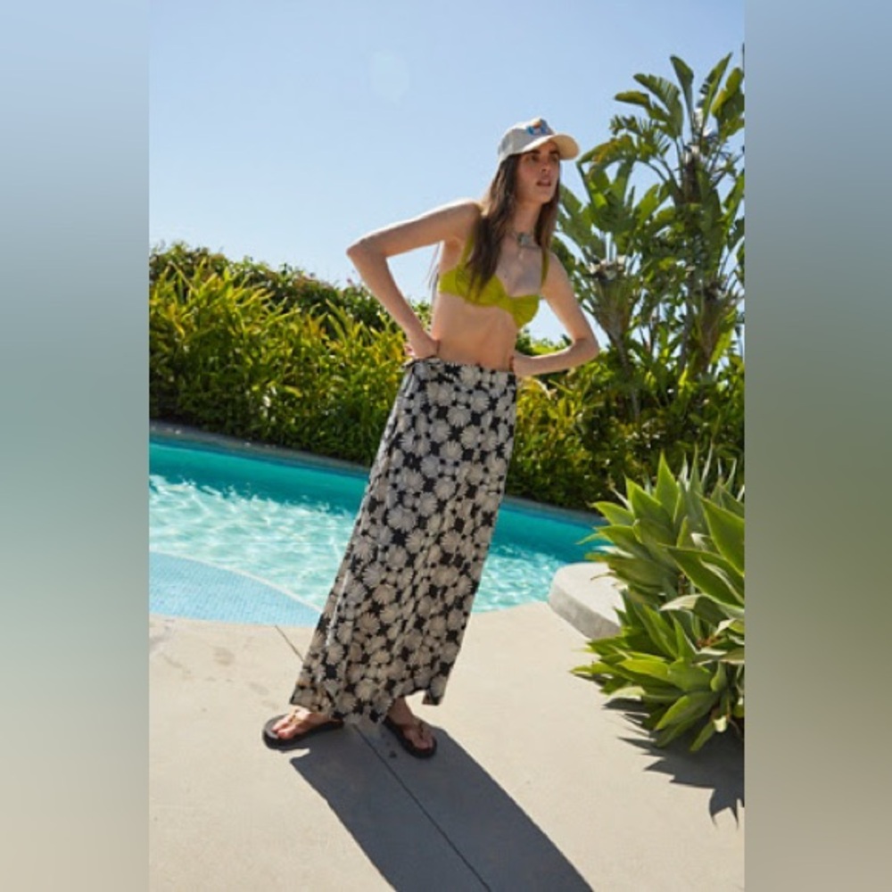 NWOT Free People Beach Party Sarong Wrap